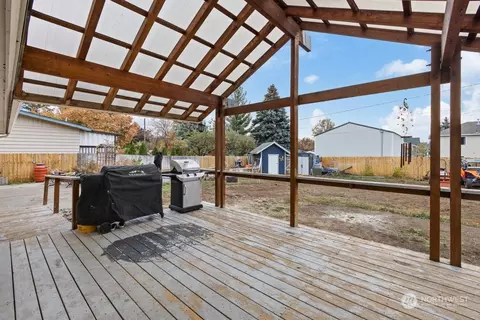 2646 E 40th St, Spokane, WA 99223 photo 26
