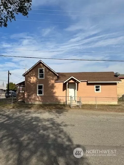 1121 Cashmere St, Wenatchee, WA 98801