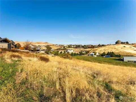 3992 Knowles Rd, Wenatchee, WA 98801