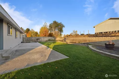 550 Edison St, Connell, WA 99326 photo 4