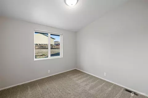 550 Edison St, Connell, WA 99326 photo 16