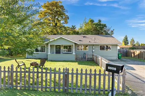3529 Almira Dr, Bremerton, WA 98310
