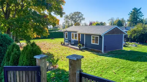 669 Mallard Dr, Point Roberts, WA 98281