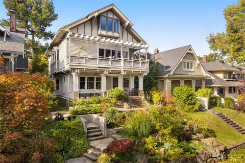 1541 16th Ave E, Seattle, WA 98112