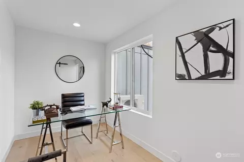 302 32nd Ave E #B, Seattle, WA 98112 photo 17
