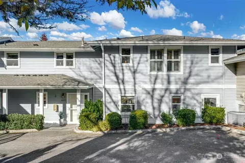 4445 Providence Point Pl SE, Issaquah, WA 98029