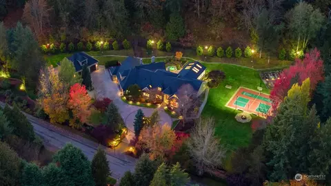 24606 SE Old Black Nugget Rd, Issaquah, WA 98029