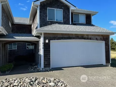 404 NW 28th St NW #404, Long Beach, WA 98631