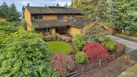 26515 Woodland Way S, Kent, WA 98030