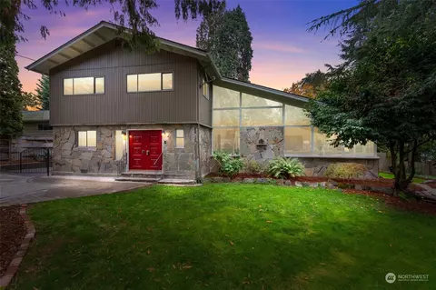 5463 S Othello St, Seattle, WA 98118