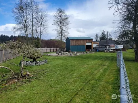506 Corrin Ave SE, Orting, WA 98360 photo 3