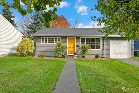 9226 31st Ave SW, Seattle, WA 98126