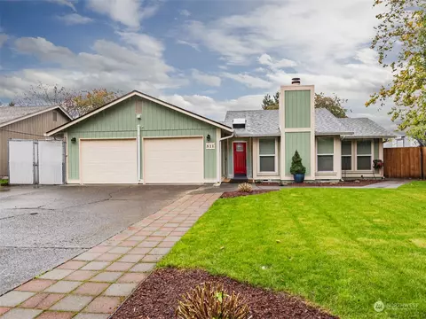 811 SE 141st Ave, Vancouver, WA 98683