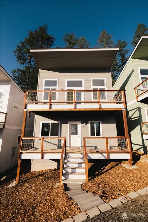 616 Finnegan Way, San Juan Island, WA 98250