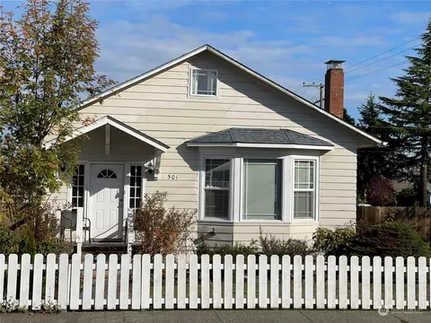 501 W 11th St, Port Angeles, WA 98362