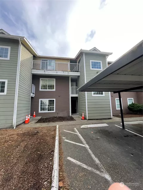 9815 Holly Dr #A302, Everett, WA 98204