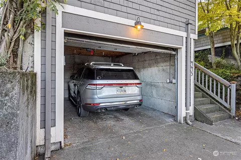 445 27th Ave E, Seattle, WA 98112 photo 39