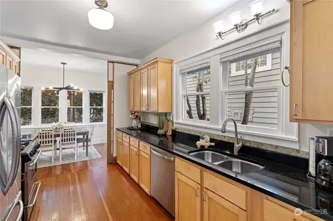 445 27th Ave E, Seattle, WA 98112 photo 16