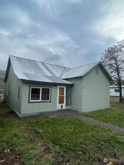 333 1st Ave S, Okanogan, WA 98840
