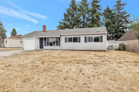 10605 Cronins Dr SW, Lakewood, WA 98499