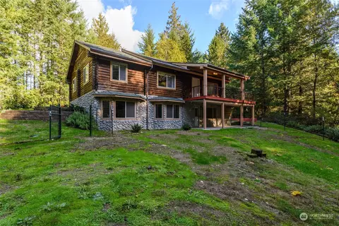 15020 Uzzell Rd SE, Olalla, WA 98359