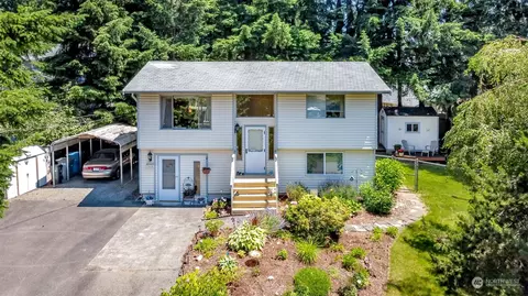 7010 183rd Ave E, Bonney Lake, WA 98391