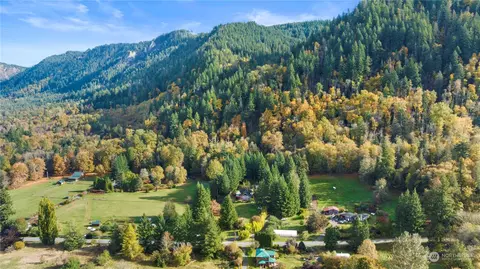 3830 Nelson Rd, Deming, WA 98244