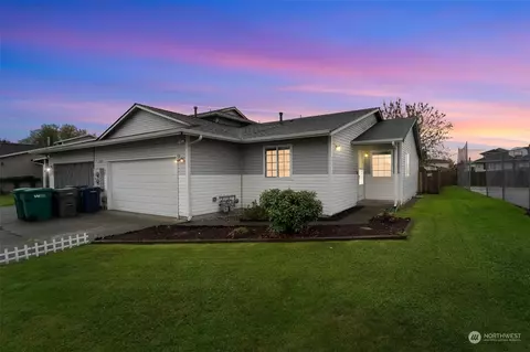 16626 41st Dr NE #B, Arlington, WA 98223