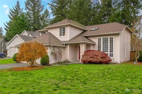 25724 SE 40th St, Issaquah, WA 98029