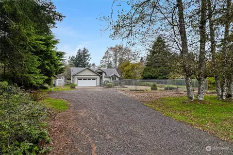 423 Bass Ave NE, Ocean Shores, WA 98569