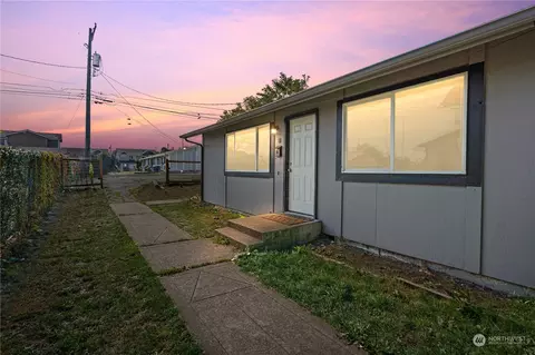 1610 E Wright Ave, Tacoma, WA 98404 photo 2