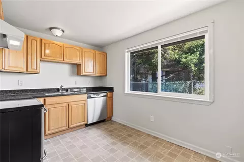 1610 E Wright Ave, Tacoma, WA 98404 photo 7