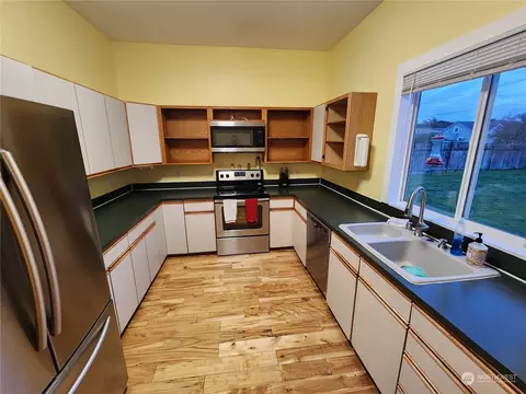117 E Main St, Elma, WA 98541 photo 17