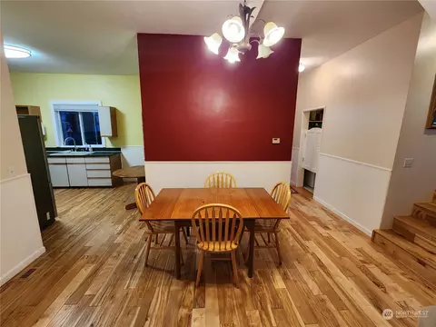 117 E Main St, Elma, WA 98541 photo 10