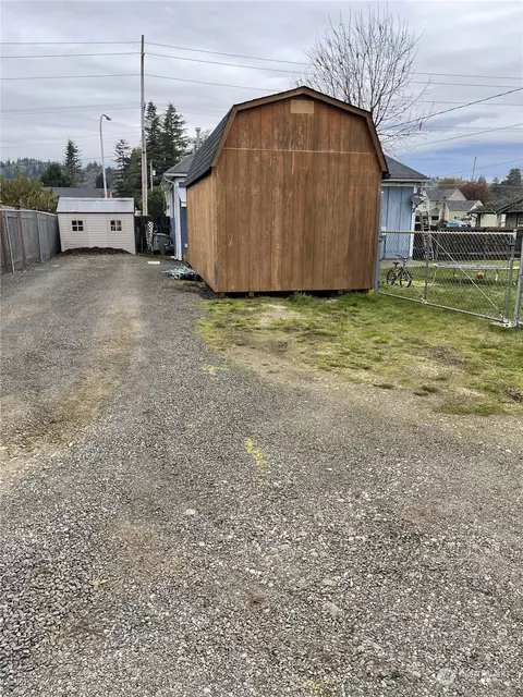 117 E Main St, Elma, WA 98541 photo 35