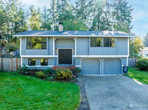 6404 55th St Ct W, University Place, WA 98467