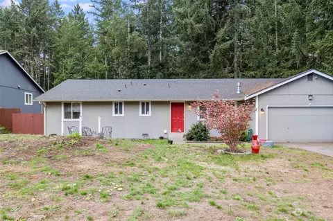 41 NE Cutlass Way, Belfair, WA 98528