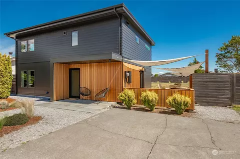 8244 Quinault Rd, Blaine, WA 98230