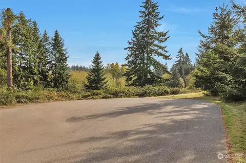 1423 Morningside Ln, Freeland, WA 98249