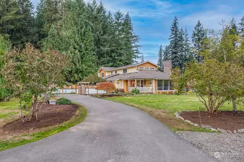 9916 39th Dr NE, Marysville, WA 98270