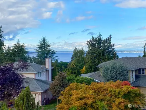 2415 Viewcrest Ave, Everett, WA 98203 photo 2