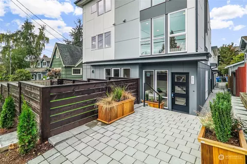 4765 35th Ave NE, Seattle, WA 98105