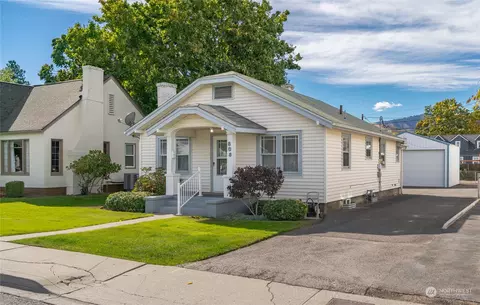808 Kittitas St, Wenatchee, WA 98801