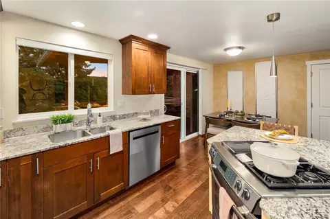 16231 2nd Dr SE, Bothell, WA 98012 photo 3