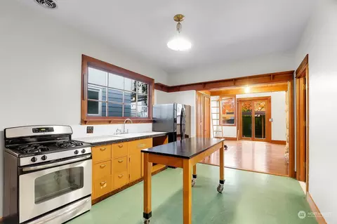 4140 25th Ave SW, Seattle, WA 98106 photo 5