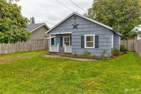 629 SW 2nd Ave, Castle Rock, WA 98611