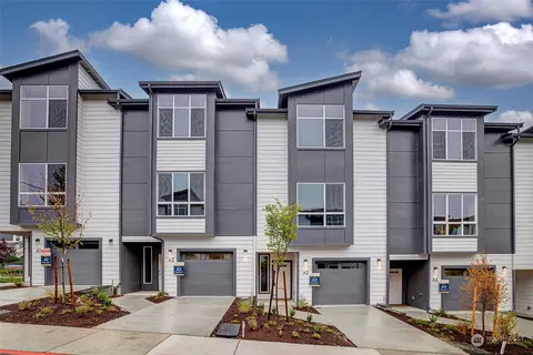 15008 40th Ave W #B4, Lynnwood, WA 98087