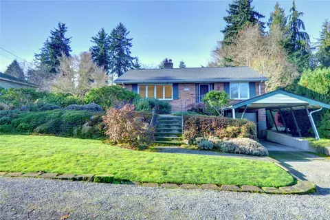 12749 17th Ave NE, Seattle, WA 98125