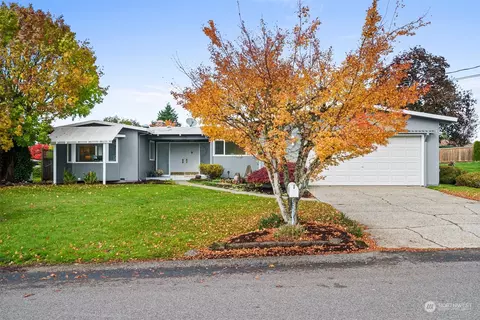11024 SE 213th St, Kent, WA 98031