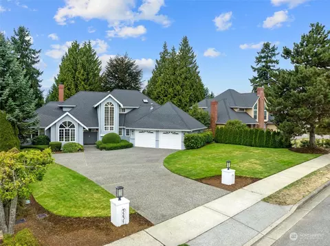 3231 112th Ave SE, Bellevue, WA 98004